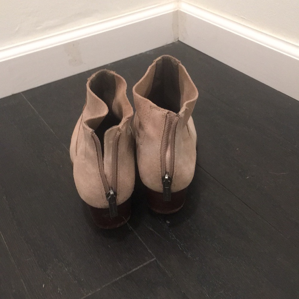 Ankle bootie - Picture 3 of 4